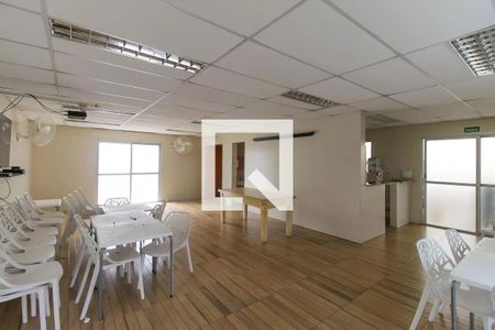 Apartamento à venda com 75m², 3 quartos e 1 vaga Apartamento à venda com 75m², 3 quartos e 1 vagaÁrea comum - Salão de festas