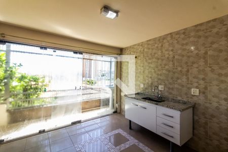 Casa para alugar com 120m², 2 quartos e 1 vagaCozinha