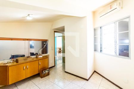 Casa para alugar com 120m², 2 quartos e 1 vagaQuarto 1