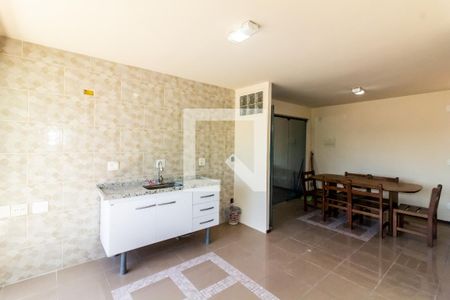 Casa para alugar com 120m², 2 quartos e 1 vagaCozinha