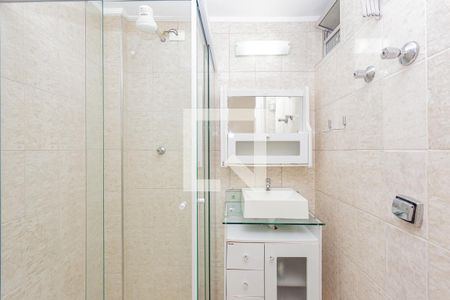 Banheiro de kitnet/studio à venda com 1 quarto, 30m² em Liberdade, São Paulo