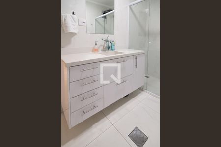 Apartamento à venda com 93m², 2 quartos e sem vaga Apartamento à venda com 93m², 2 quartos e sem vagaBanheiro