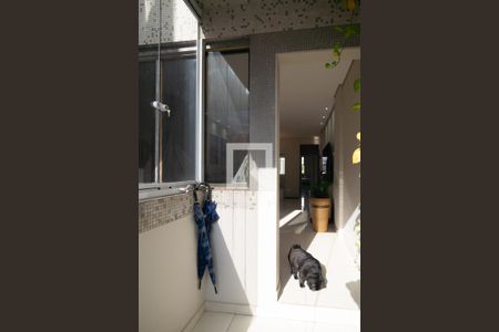 Apartamento à venda com 93m², 2 quartos e sem vaga Apartamento à venda com 93m², 2 quartos e sem vagaVaranda