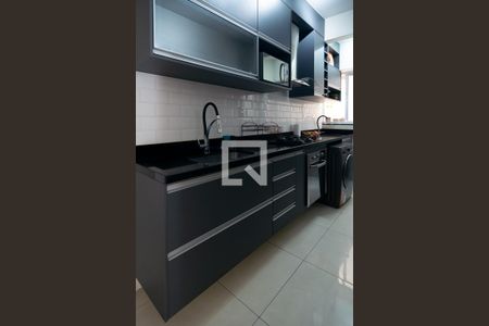 Apartamento à venda com 93m², 2 quartos e sem vaga Apartamento à venda com 93m², 2 quartos e sem vagaCozinha / Área de Serviço