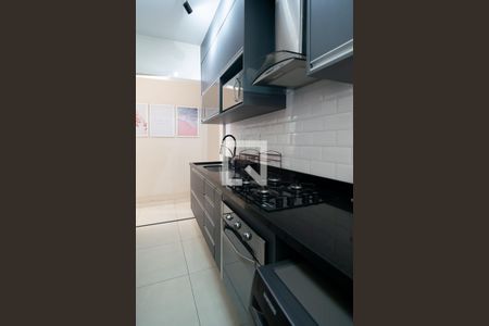 Apartamento à venda com 93m², 2 quartos e sem vaga Apartamento à venda com 93m², 2 quartos e sem vagaCozinha / Área de Serviço