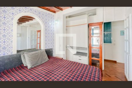 Quarto 1 de apartamento para alugar com 4 quartos, 90m² em Leme, Rio de Janeiro