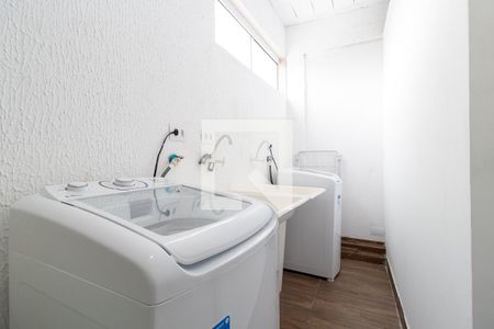 Lavanderia de kitnet/studio para alugar com 1 quarto, 20m² em Tingui, Curitiba