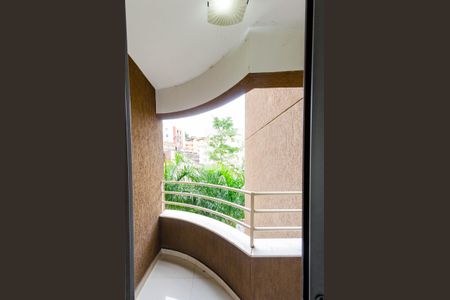 Varanda de apartamento para alugar com 3 quartos, 72m² em Estoril, Belo Horizonte