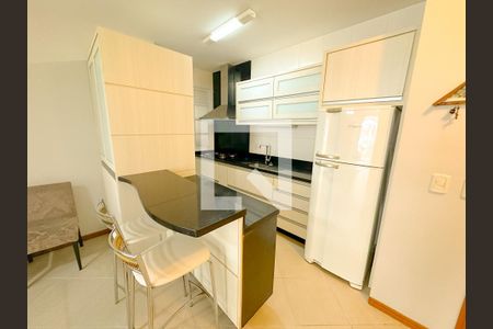 Apartamento para alugar com 122m², 3 quartos e 1 vagaCozinha