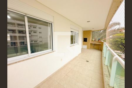Apartamento para alugar com 122m², 3 quartos e 1 vagaSacada