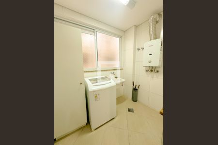 Apartamento para alugar com 122m², 3 quartos e 1 vagaÁrea de Serviço