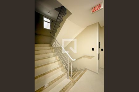 Apartamento para alugar com 122m², 3 quartos e 1 vagaEscada