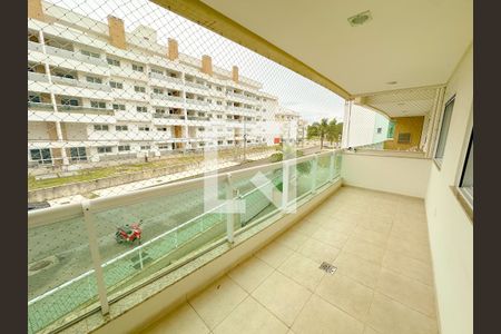 Apartamento para alugar com 122m², 3 quartos e 1 vagaSacada