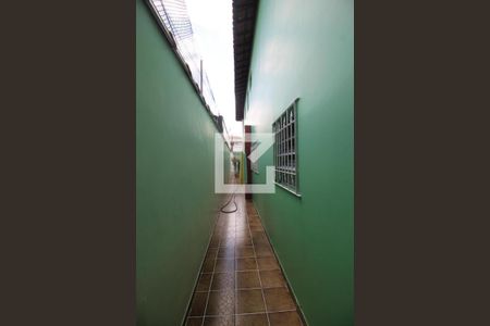 Casa à venda com 350m², 4 quartos e 4 vagasCorredor Externo