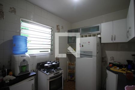 Casa à venda com 350m², 4 quartos e 4 vagasQuarto de Serviço