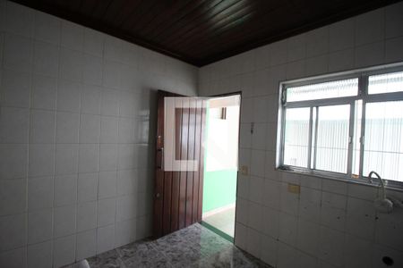 Casa à venda com 350m², 4 quartos e 4 vagasCozinha casa 2