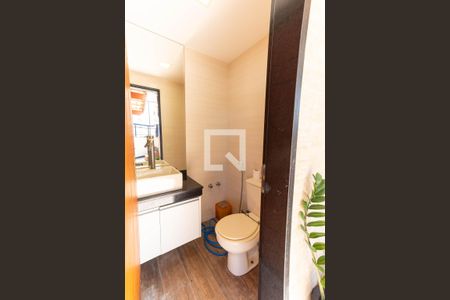 Apartamento à venda com 242m², 4 quartos e 2 vagas Apartamento à venda com 242m², 4 quartos e 2 vagasBanheiro da Cobertura