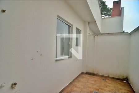 Casa de condomínio à venda com 124m², 3 quartos e 1 vagaÁrea de Serviço