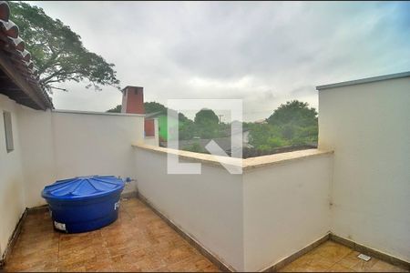 Casa de condomínio à venda com 124m², 3 quartos e 1 vagaTerraço