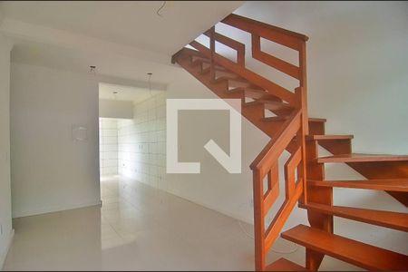 Sala de casa de condomínio para alugar com 3 quartos, 124m² em Harmonia, Canoas