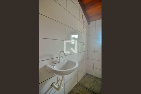 Casa de condomínio à venda com 124m², 3 quartos e 1 vagaBanheiro 2