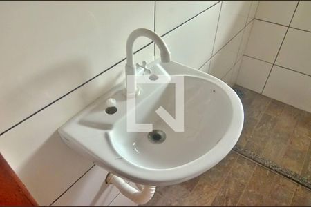 Casa de condomínio à venda com 124m², 3 quartos e 1 vagaBanheiro 2