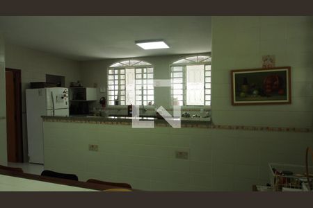 Casa de condomínio à venda com 600m², 4 quartos e 15 vagasCozinha