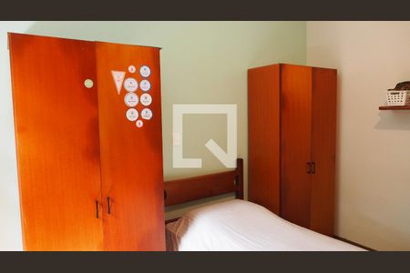 Casa de condomínio à venda com 600m², 4 quartos e 15 vagasQuarto 2