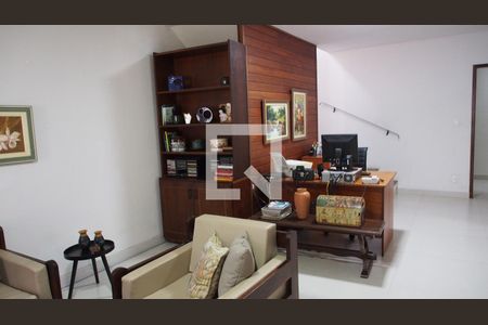 Sala de casa de condomínio à venda com 4 quartos, 600m² em Chácara Morada Mediterrânea, Jundiaí