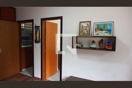 Casa de condomínio à venda com 600m², 4 quartos e 15 vagasQuarto Suíte