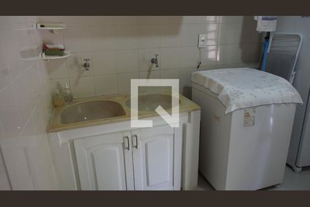 Casa de condomínio à venda com 600m², 4 quartos e 15 vagasLavanderia