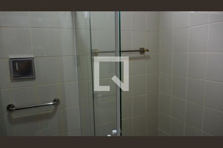 Casa de condomínio à venda com 600m², 4 quartos e 15 vagasBanheiro