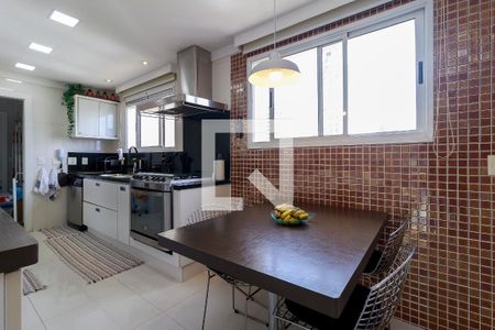 Apartamento à venda com 205m², 3 quartos e 4 vagasCozinha