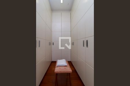Apartamento à venda com 205m², 3 quartos e 4 vagasSuíte Principal - Closet