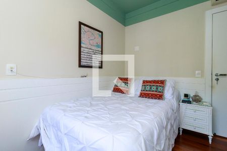 Apartamento à venda com 205m², 3 quartos e 4 vagasSuíte 2