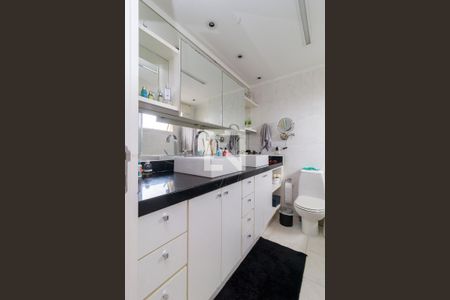 Apartamento à venda com 205m², 3 quartos e 4 vagasSuíte Principal - Banheiro