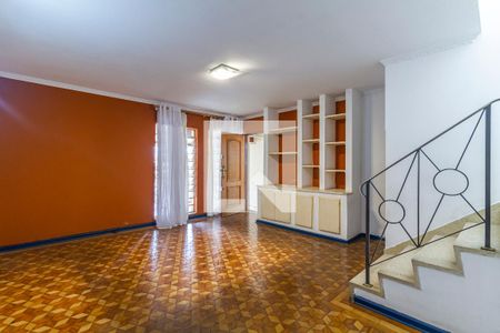 Casa à venda com 131m², 3 quartos e 2 vagasSala