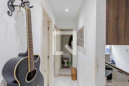 Corredor de apartamento para alugar com 2 quartos, 46m² em Sacoma, São Paulo