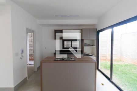 Casa de condomínio à venda com 130m², 3 quartos e 2 vagas Casa de condomínio à venda com 130m², 3 quartos e 2 vagasCozinha