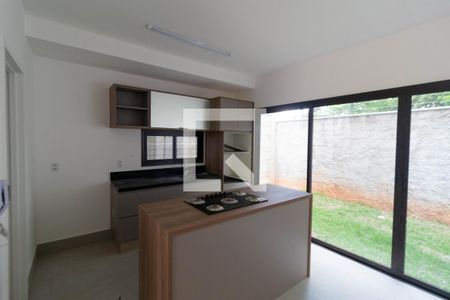 Casa de condomínio à venda com 130m², 3 quartos e 2 vagas Casa de condomínio à venda com 130m², 3 quartos e 2 vagasCozinha