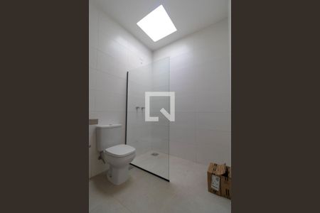 Casa de condomínio à venda com 130m², 3 quartos e 2 vagas Casa de condomínio à venda com 130m², 3 quartos e 2 vagasBanheiro da Suíte 03