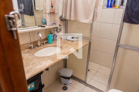 Casa à venda com 333m², 5 quartos e 2 vagasCasa 2 - Banheiro