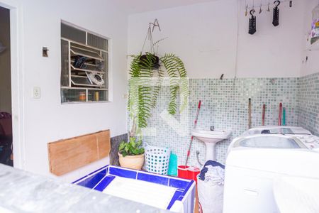 Casa à venda com 333m², 5 quartos e 2 vagasCasa 2 - Lavanderia