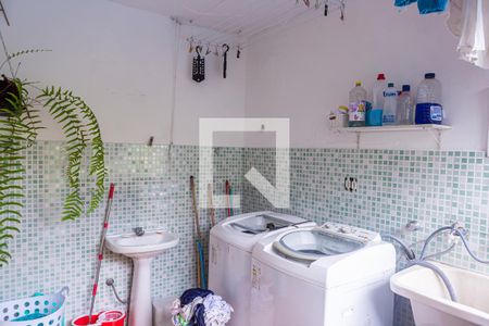 Casa à venda com 333m², 5 quartos e 2 vagasCasa 2 - Lavanderia