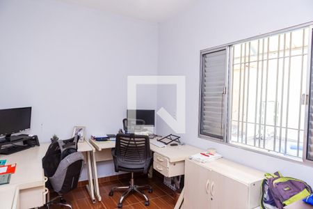 Casa à venda com 333m², 5 quartos e 2 vagasCasa 2 - Quarto 3