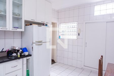 Casa à venda com 333m², 5 quartos e 2 vagasCasa 1 - cozinha