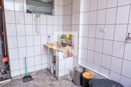 Casa à venda com 333m², 5 quartos e 2 vagasCasa 1 - Lavanderia