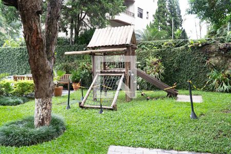 Apartamento à venda com 110m², 3 quartos e 2 vagas Apartamento à venda com 110m², 3 quartos e 2 vagasÁrea comum - Playground