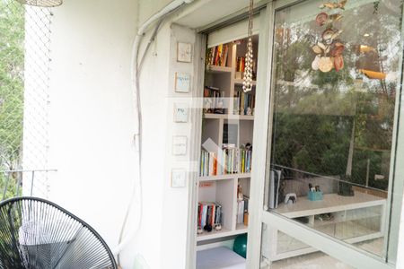 Apartamento à venda com 110m², 3 quartos e 2 vagas Apartamento à venda com 110m², 3 quartos e 2 vagasSacada