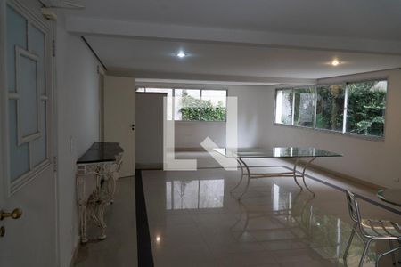 Apartamento à venda com 110m², 3 quartos e 2 vagas Apartamento à venda com 110m², 3 quartos e 2 vagasÁrea comum - Salão de festas